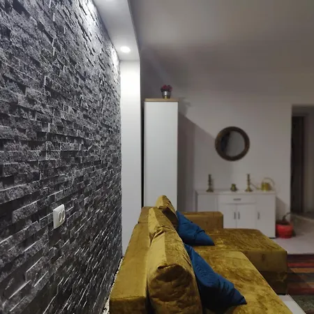 Apartment Kriss Mihaileanu