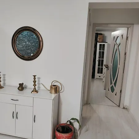 Kriss Mihaileanu Apartment Constanta