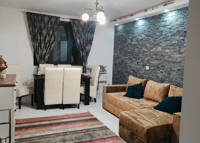 Kriss Mihaileanu アパート *