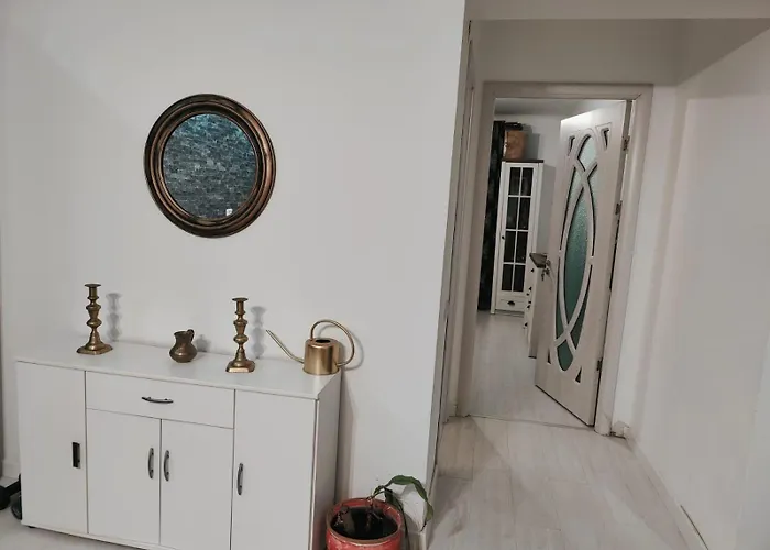 Kriss Mihaileanu アパート コンスタンツァ